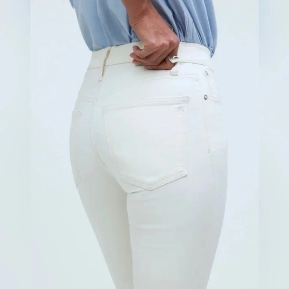 Madewell The Mid-Rise Perfect Vintage Jean in Vintage Canvas 33820 - Picture 3 of 16